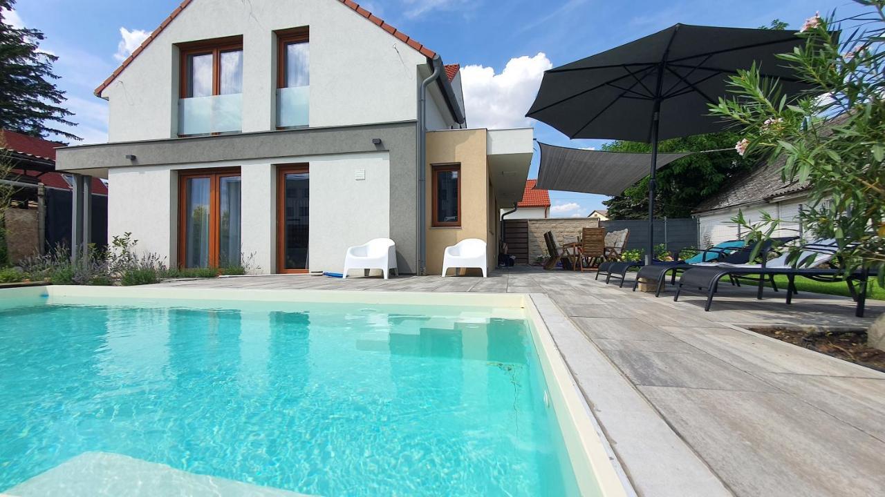 Velence Lakeside Pool House Dış mekan fotoğraf